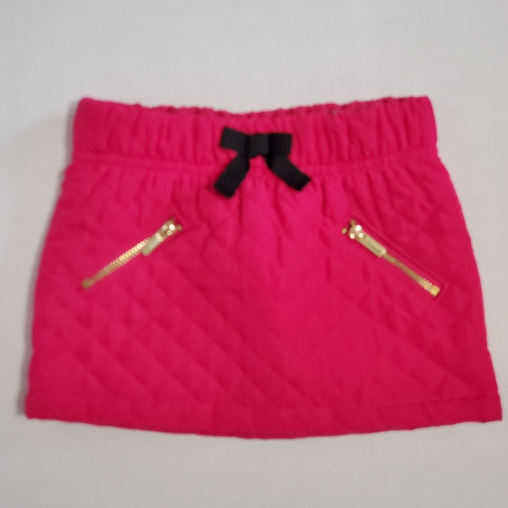 Adorable Quilted Zippered Pockets with Black Bow
